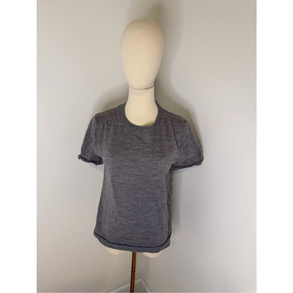 Banana Republic Short Sleeve Gray Crewneck 100% Merino Wool Sweater - Medium